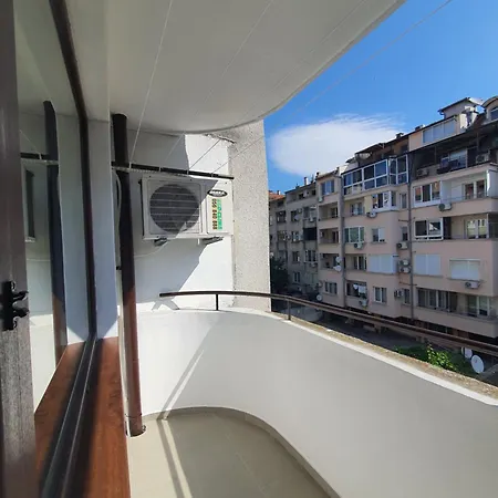Lazur 13 Burgas City