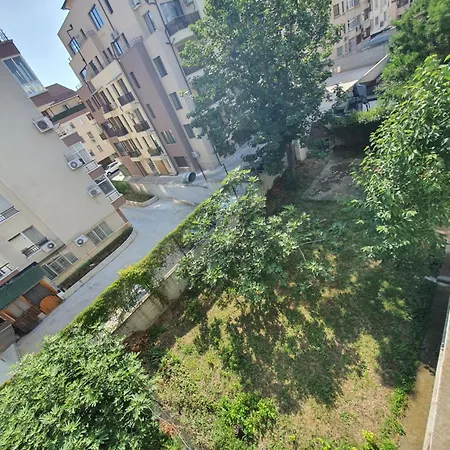 Διαμέρισμα Lazur 13 *